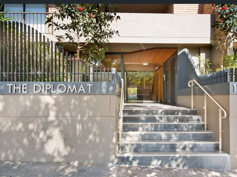 Home Buyers in Palmer St, Woolloomooloo, Sydney