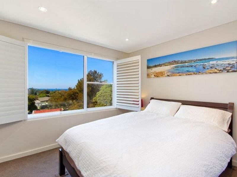 Home Buyers in Bream St, Coogee, Sydney - Bedroom
