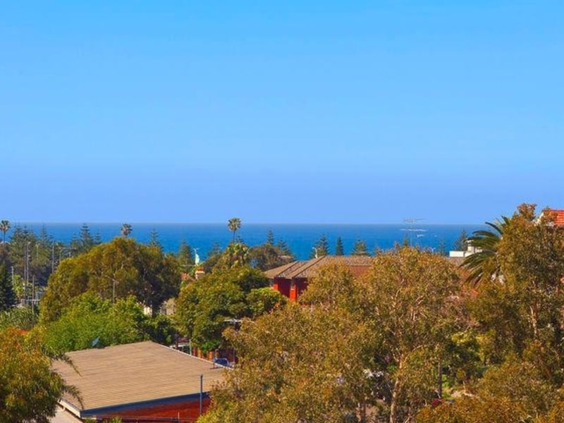 Home Buyers in Bream St, Coogee, Sydney - Rooftop View