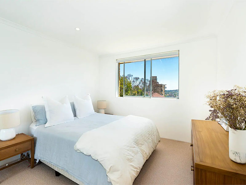 Home Buyers in Bondi Road, Bondi Beach, Sydney - Bedroom