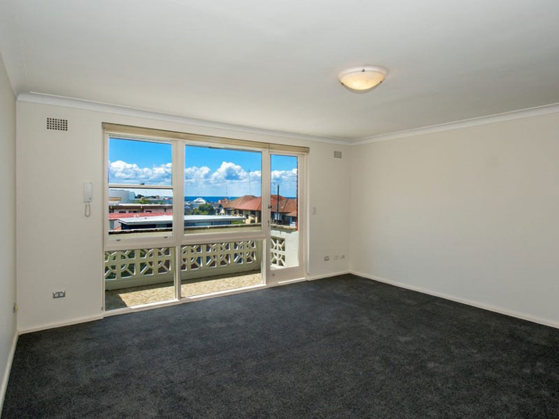 Buyers Agent Purchase in Glenmore Rd, Paddington, Sydney - Balcony