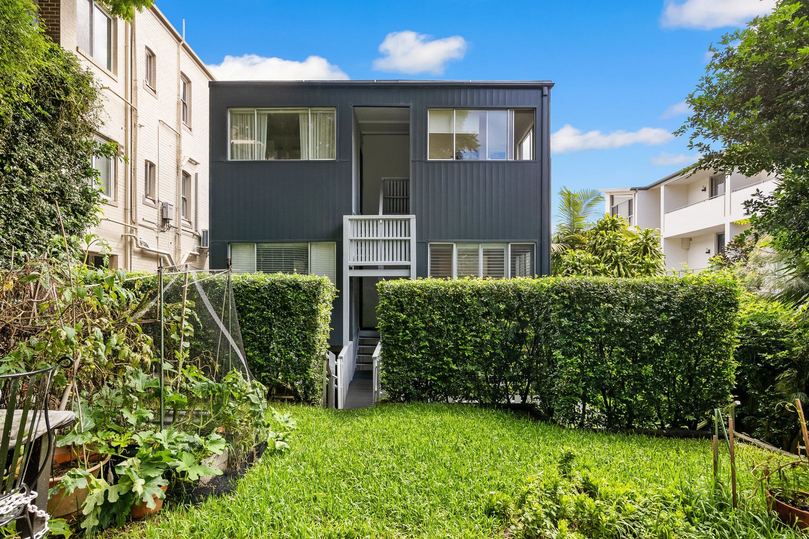 Home Buyer in Alexander St, Coogee, Sydney - Front