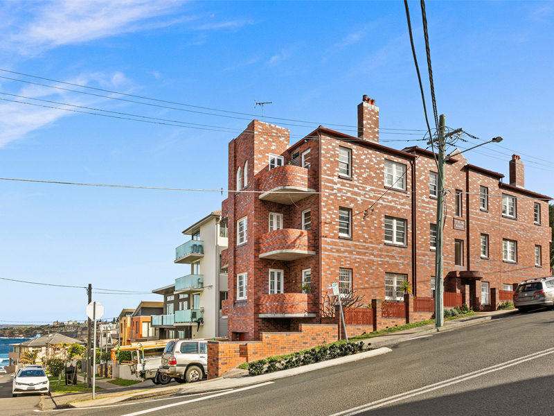 Buyers Agent Purchase in Alexander St, Tamarama, Sydney - Building