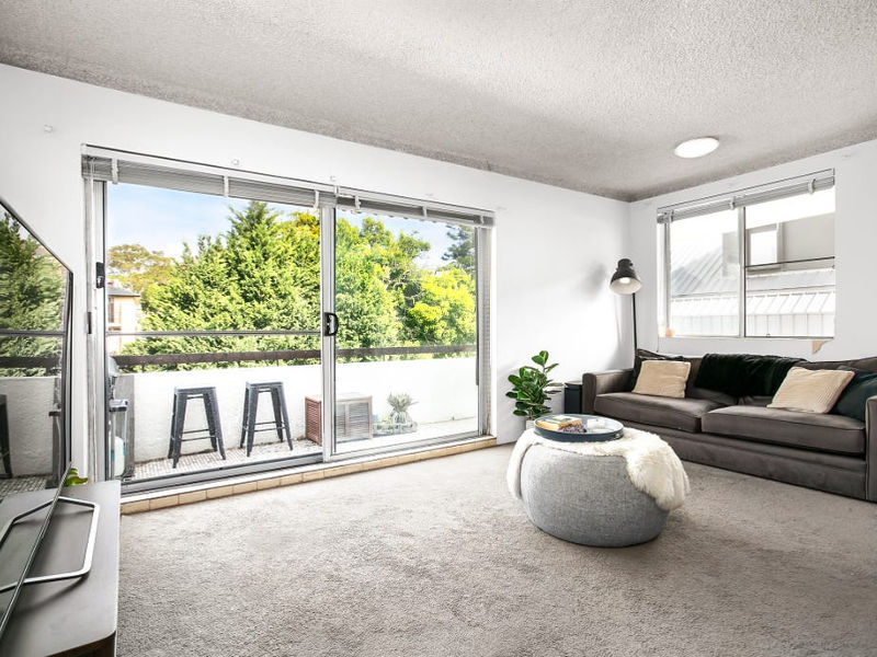 Buyers Agent Purchase in Penkivil St, Bondi, Sydney