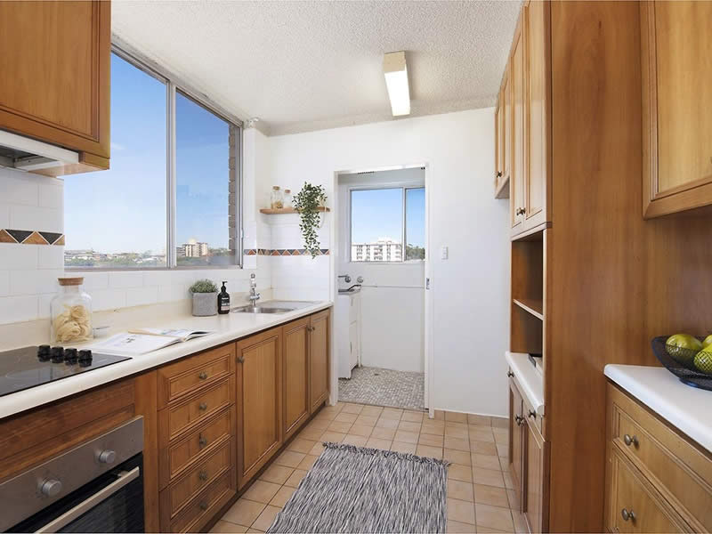 Buyers Agent Purchase in Bondi Rd, Bondi, Sydney - Kitchen