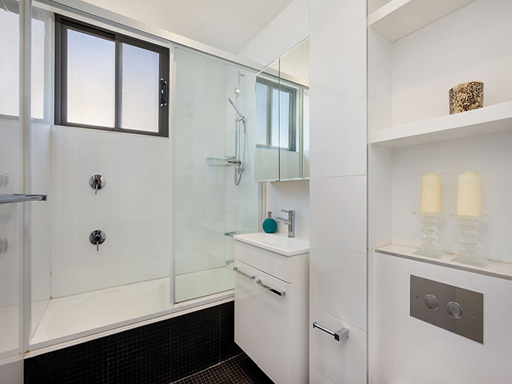 Buyers Agent Purchase in Boronia Rd, Kensington, Sydney - Bathroom
