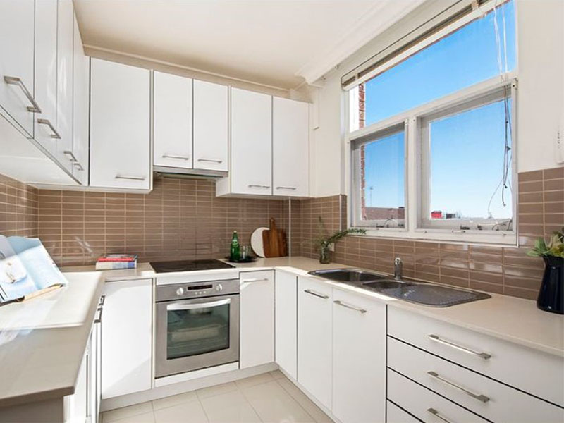 Home Buyers in Bradley St, Randwick, Sydney - Kitchen