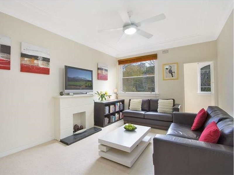 Buyers Agent Purchase in Manning Rd, Double Bay, Sydney - Living Room