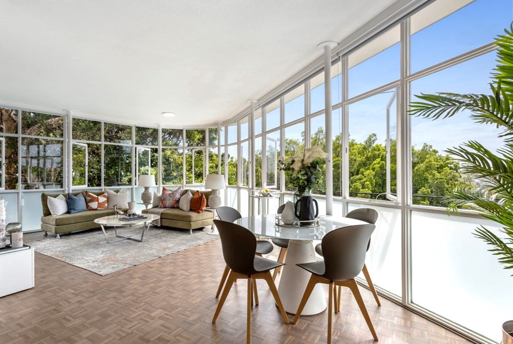 Buyers Agent Purchase in Drumalbyn Rd, Bellevue Hill, Sydney - Living Room