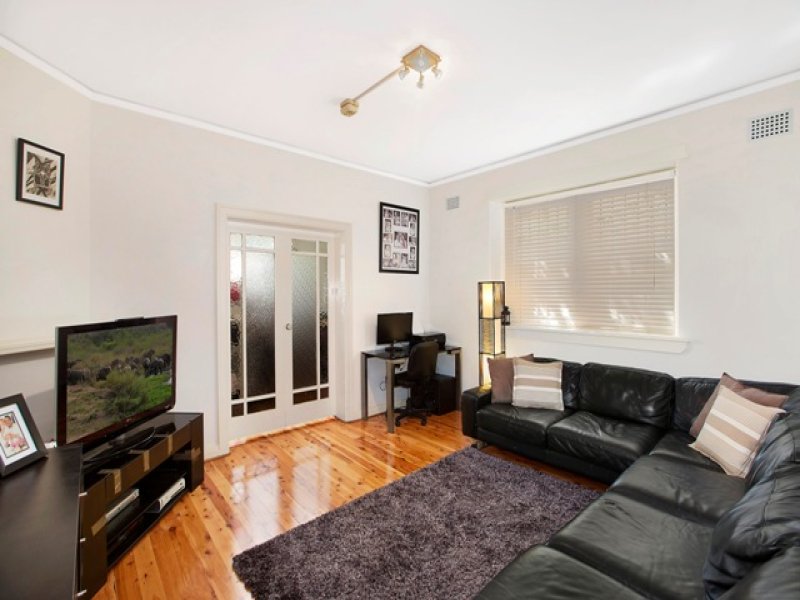 Home Buyers in Birriga Road, Bellevue Hill, Sydney