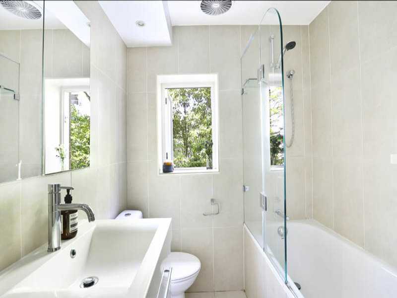 Home Buyers in Birtley Place, Elizabeth Bay, Sydney - Bathroom