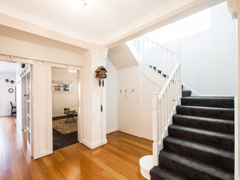 Home Buyers in Bourke Street, Queens Park, Sydney - Room