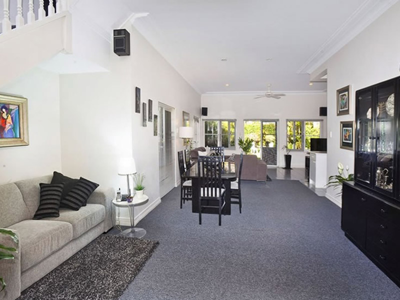 Buyers Agent Purchase in Court Rd, Double Bay, Sydney - Livinf Room
