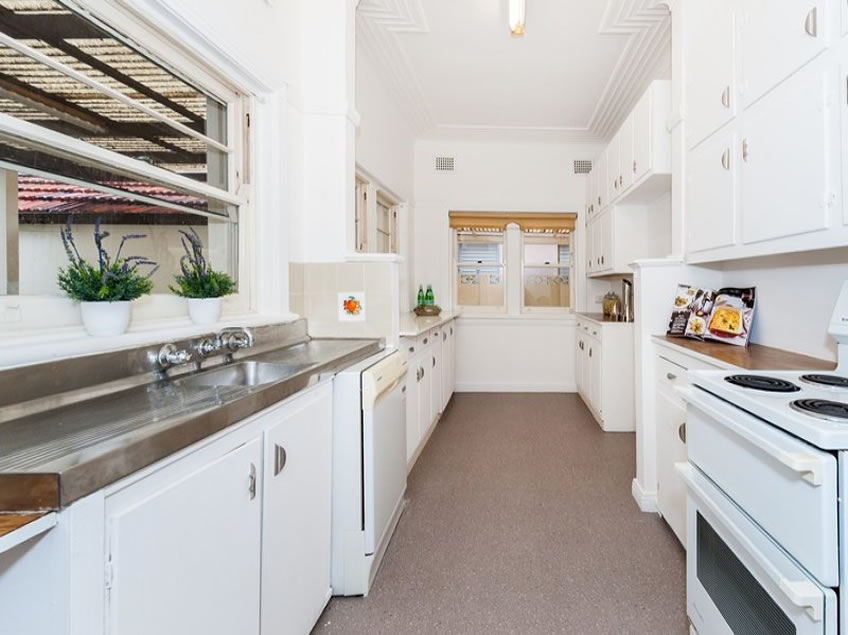 Investment Property in Hinkler Street, Maroubra, Sydney - Kitchen