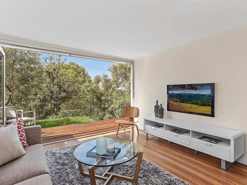 Buyers Agent Purchase in Bondi Beach, Sydney - Living Room