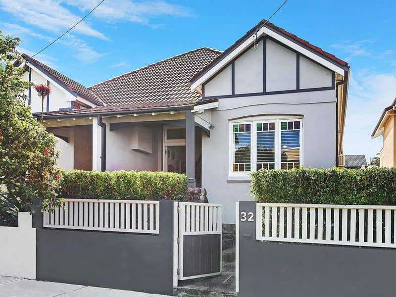 Home Buyers in Philip St, Bondi, Sydney 
