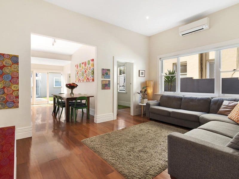 Home Buyers in Philip St, Bondi, Sydney - Living Room