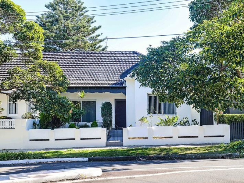 Buyers Agent Purchase in Ashton St, Queens Park, Sydney