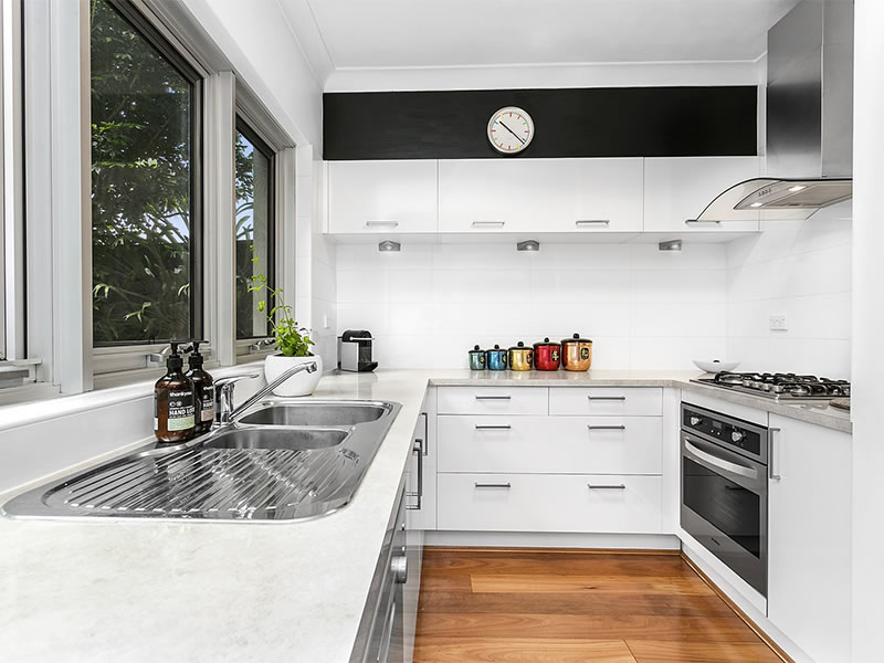 Buyers Agent Purchase in St. James Rd, Bondi Junction, Sydney - Kitchen