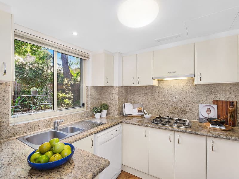 Buyers Agent Purchase in Wallis St, Woollahra, Sydney - Kitchen