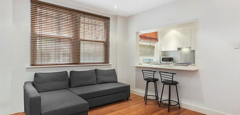 Buyers Agent Purchase – Curlewis St., Bondi Beach, Eastern Suburbs, Sydney - Living Room