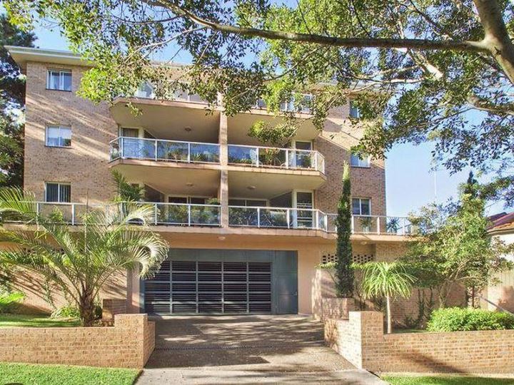 Buyers Agent Purchase – Hall St., Bondi Beach, Sydney - House