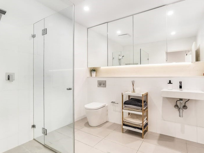 Buyers Agent Purchase – Redfern, Sydney - Bathroom