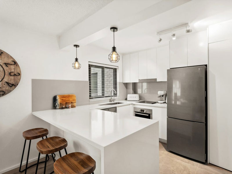 Buyers Agent Purchase – Apartment in Coogee Beach, Sydney - Kitchen