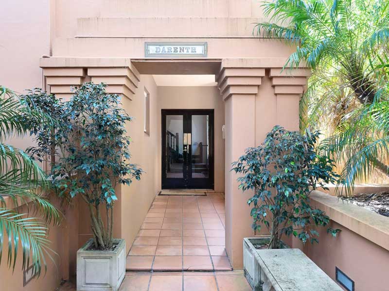 Buyers Agent Purchase – Apartment in Birriga Rd, Bellevue Hill, Sydney, NSW - Entrance