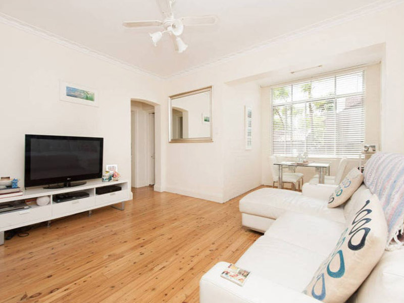 Buyers Agent Purchase – Apartment in Bondi, Sydney - Living Room