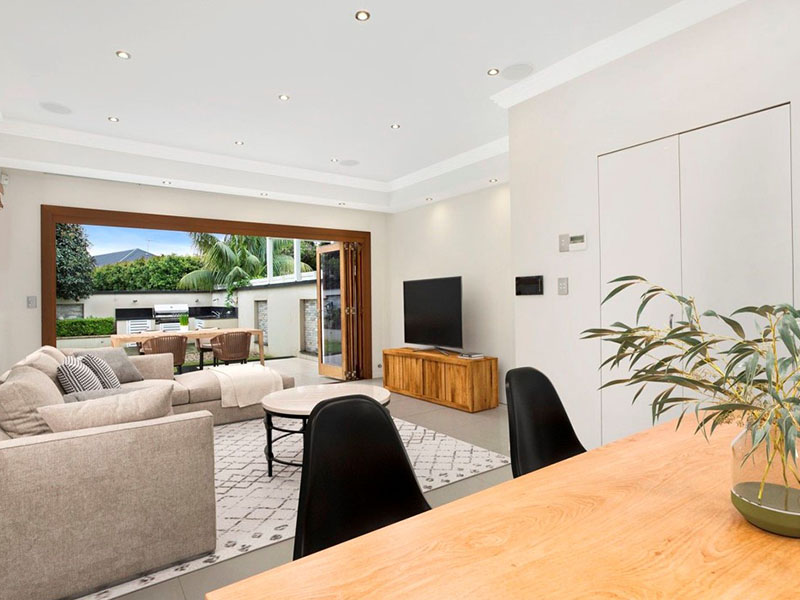 Buyers Agent Purchase – Ian St., Maroubra, Sydney - Living Room