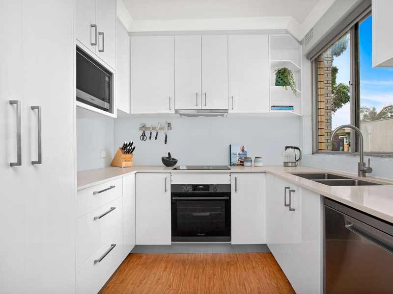 Buyers Agent Purchase – North Bondi, Sydney, NSW - Kitchen