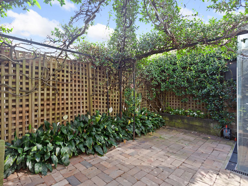 Buyers Agent Purchase – Spring St, Paddington, Sydney - Courtyard