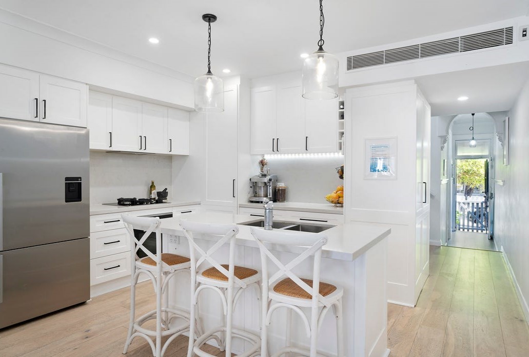 Buyers Agent Purchase – Walter St., Bondi Junction, Sydney - Kitchen