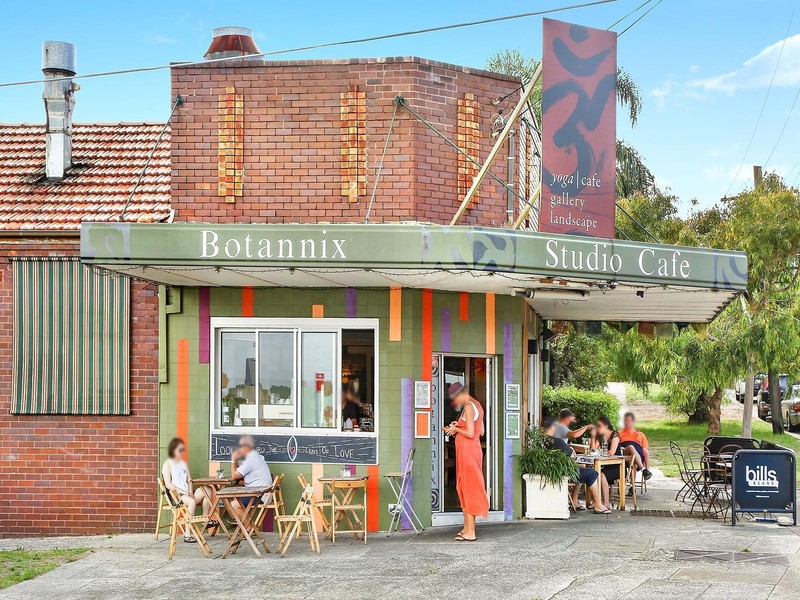 Clients with a Botany buyers agent